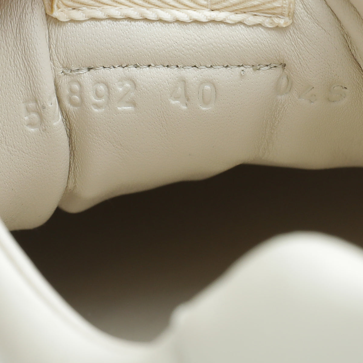 Gucci Ivory Men's Rhyton Gucci Logo Sneaker 40