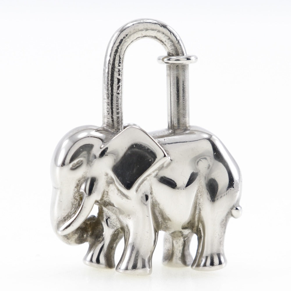 HERMES Cadena metallic Silver charm Accessories Women Used