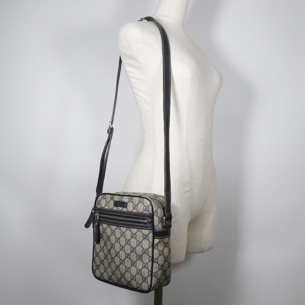 GUCCI Shoulder Bag 233268 525040 GG plus Gray / navy GG plus unisex(Unisex) Used