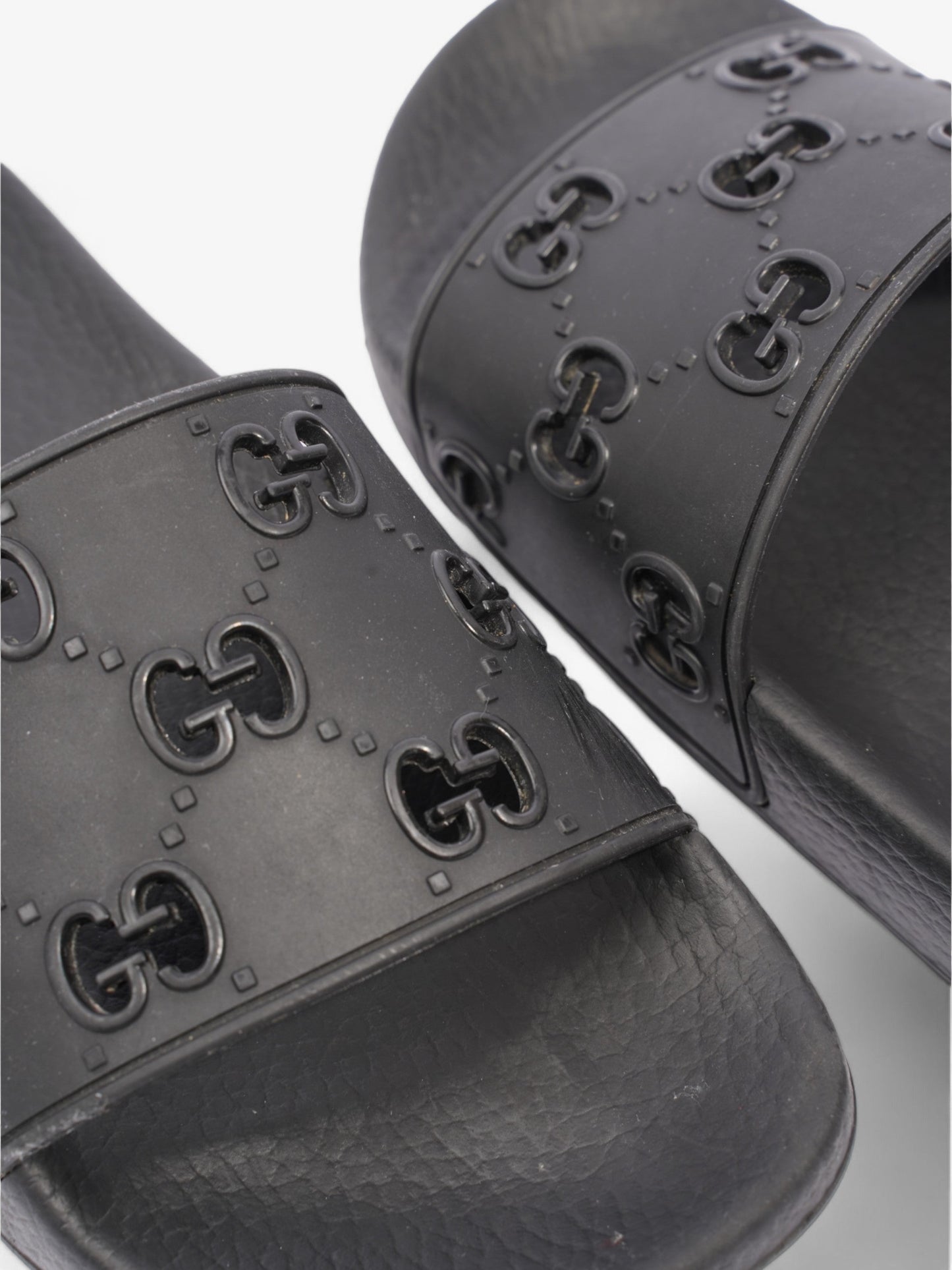 Gucci GG Slides Black Rubber EU 37 UK 4