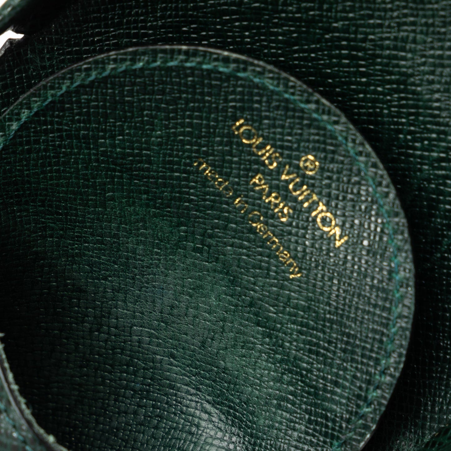 Green Louis Vuitton Taiga Porte Monnaie Cuvett Coin Pouch