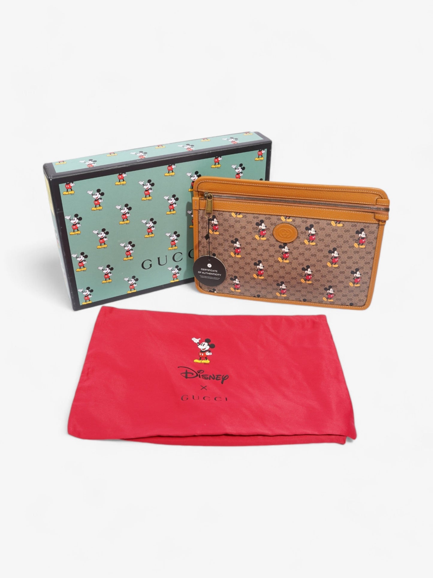 Gucci x Disney Clutch GG Supreme / Tan Coated Canvas