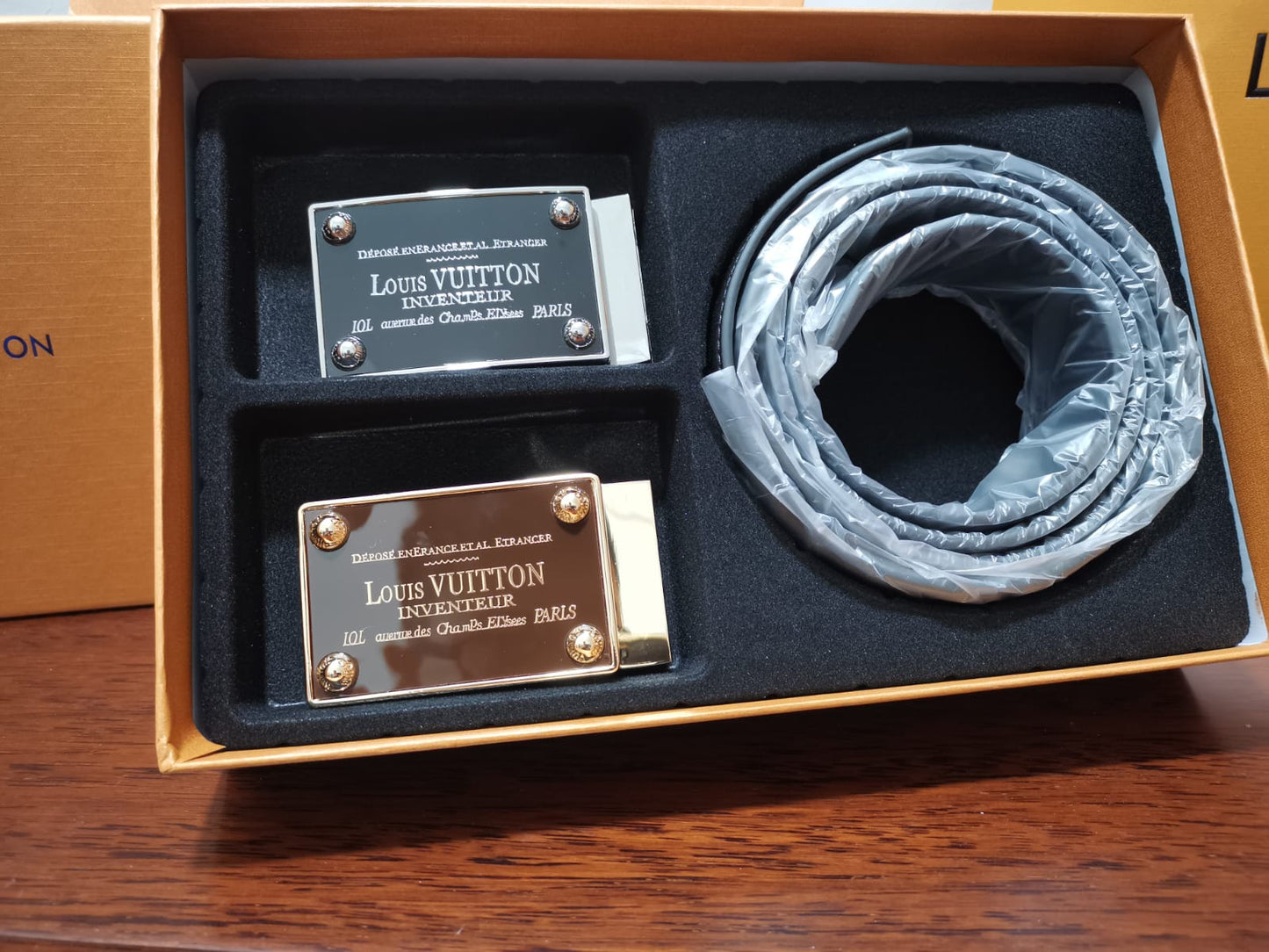 Louis Vuitton Belt Sets