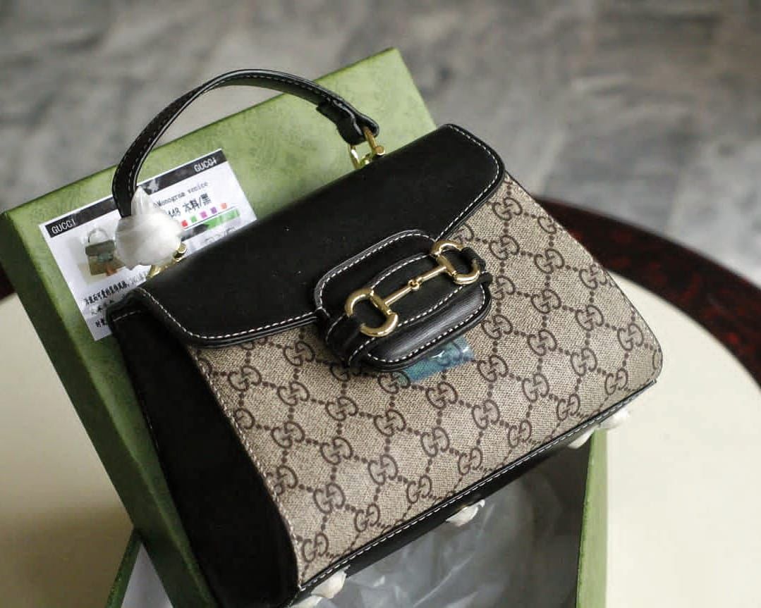 GUCCI Crossbody Women bag