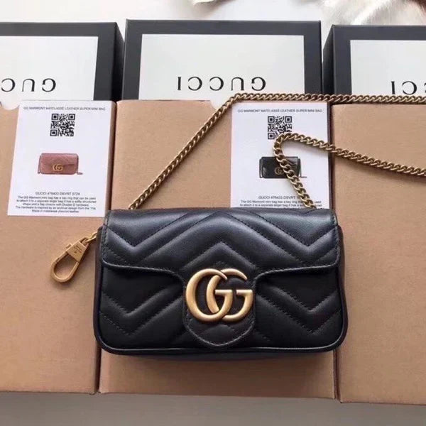 GUCCI Mini Marmont Bag (black)