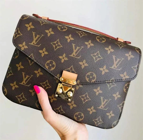 High Quality Louis Vuitton Women Bag (Brown)