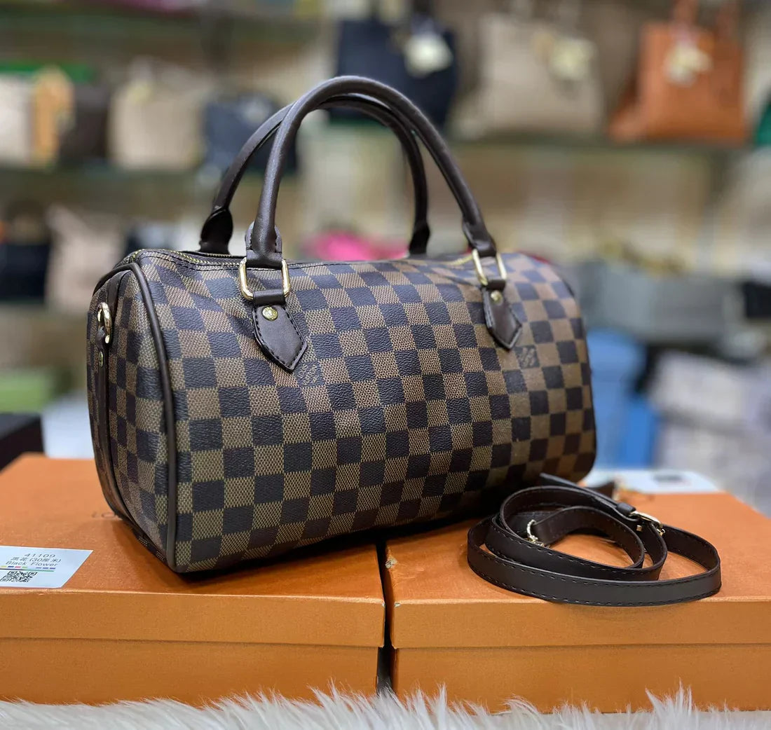 Louis Vuitton Duffel Bag - Premium Travel Companion (Brown/Black)