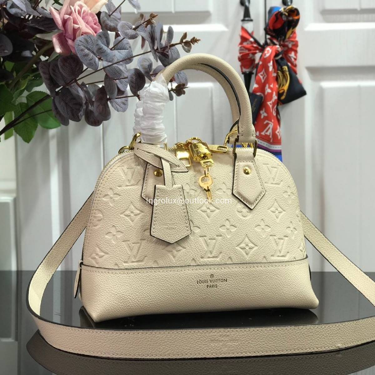 Louis Vuitton Alma Women's Bag – Medium Size, AAA Quality (off-White)