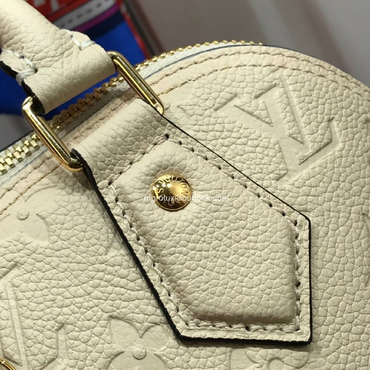 Louis Vuitton Alma Women's Bag – Medium Size, AAA Quality (off-White)