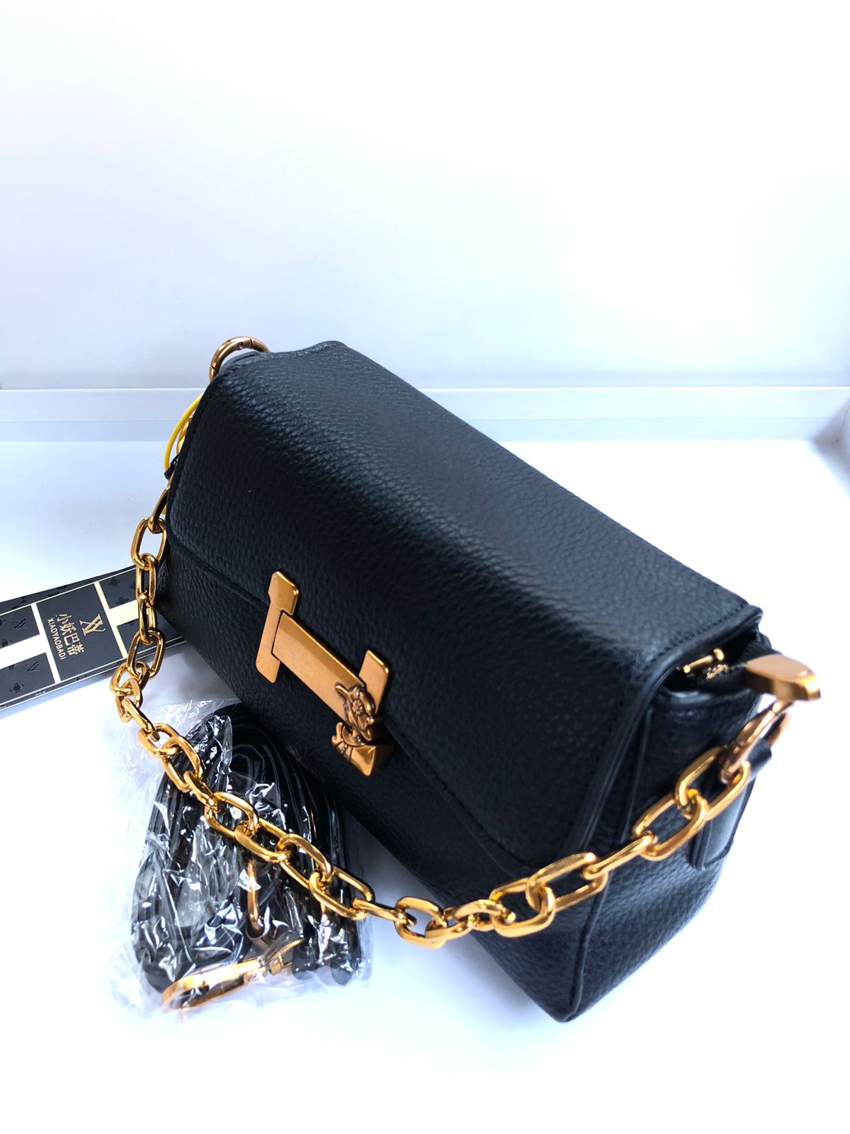Hermes Official Design Women Hand Bag – Stylish Quality for Modern Elegance ( Black )
