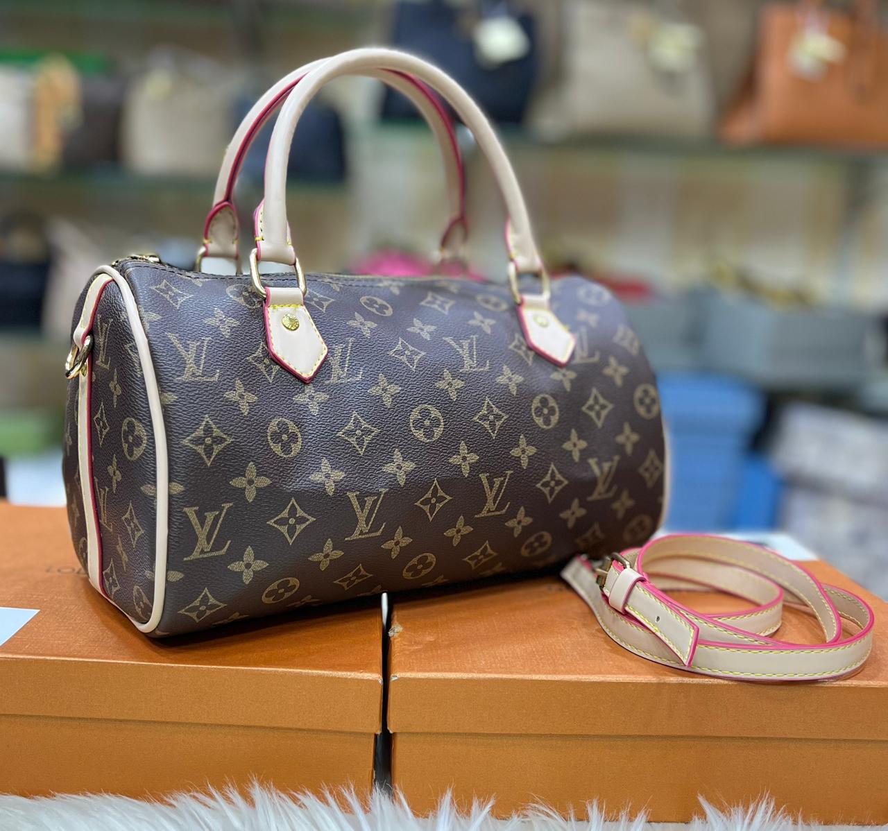 Louis Vuitton Duffel Bag - Premium Travel Companion (Brown/Beige)