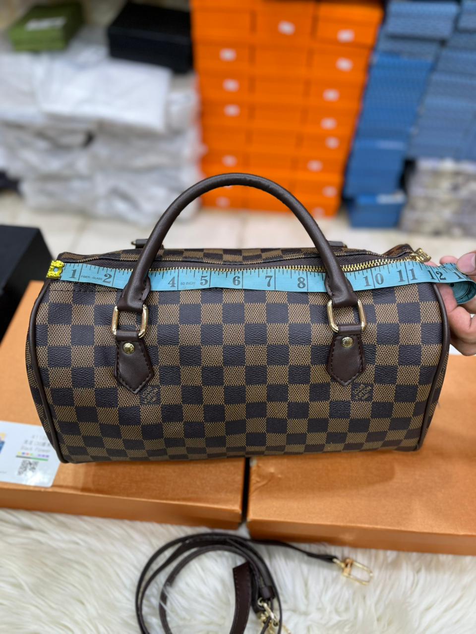 Louis Vuitton Duffel Bag - Premium Travel Companion (Black/Grey)
