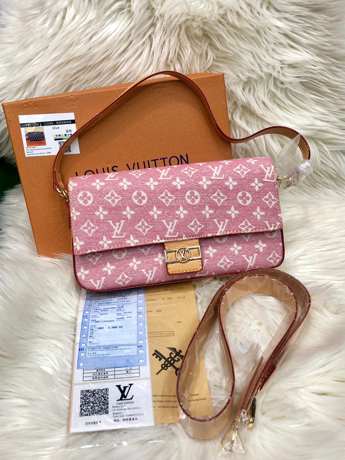 Louis Vuitton Crossbody Bag – Premium Women Bag (Pink)