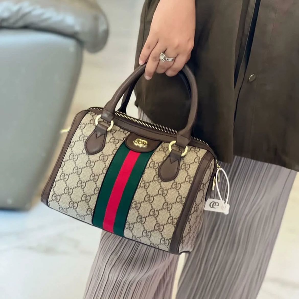 GUCCI Ophidia Super Medium Bag (Brown)