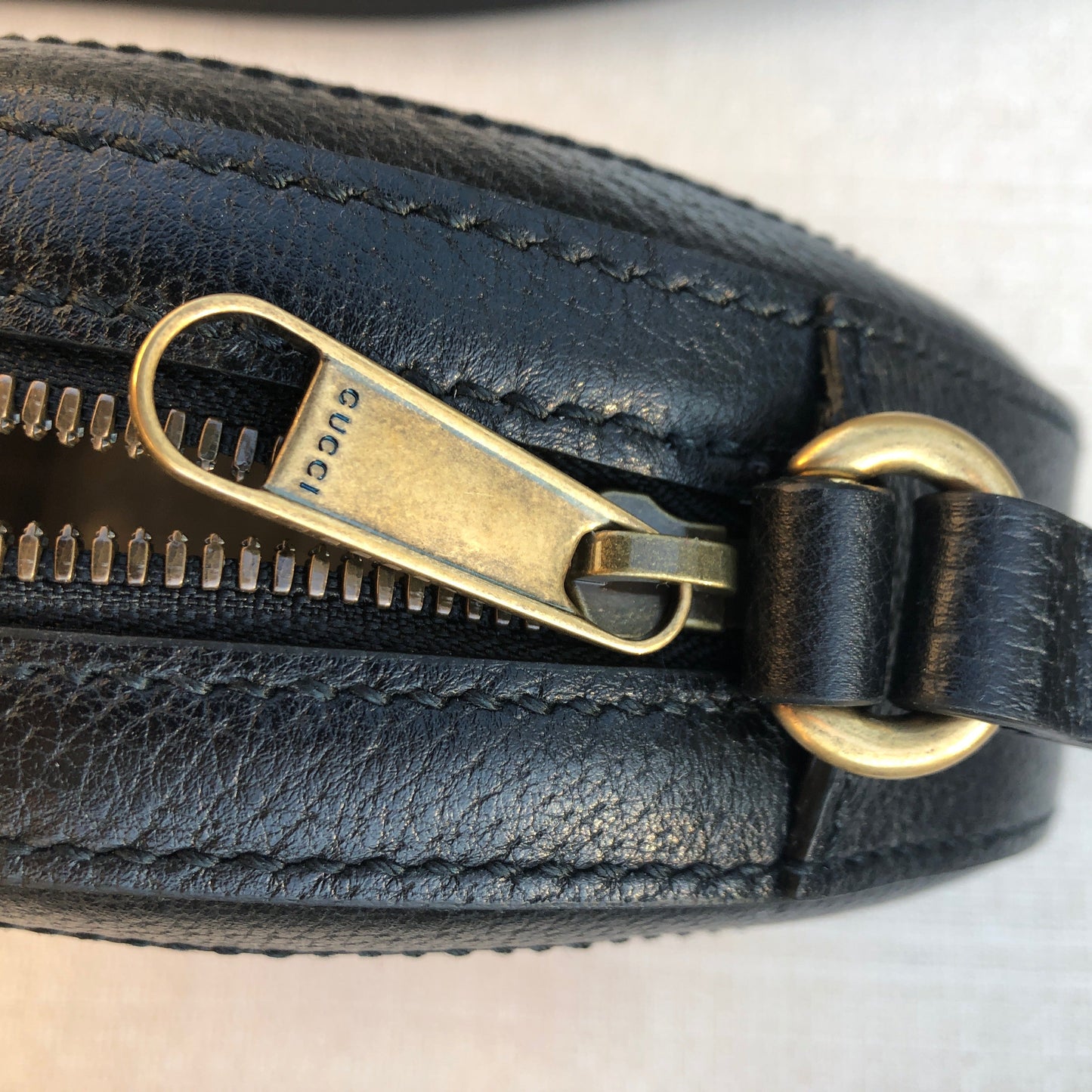 Gucci GG Velvet Round Shoulder Bag in Red