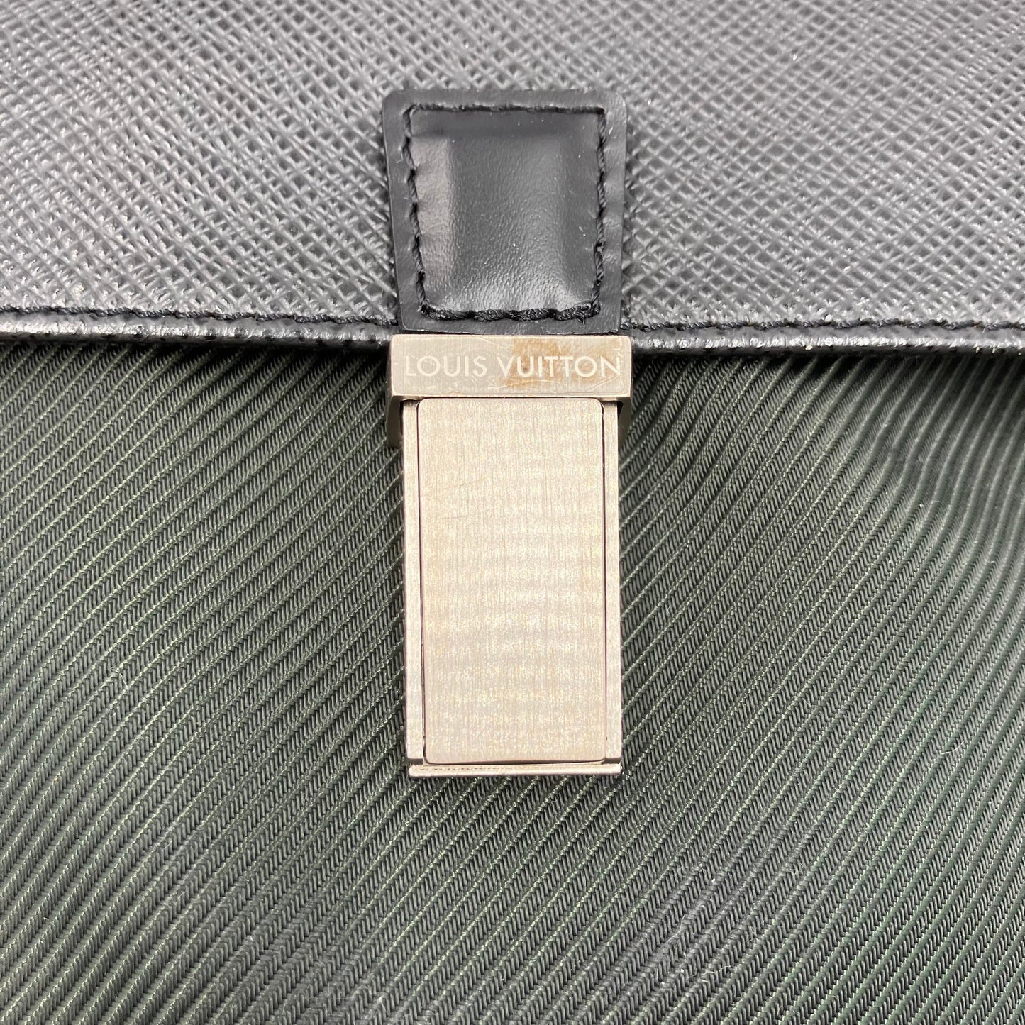 Louis Vuitton  Taiga Shoulder Bag