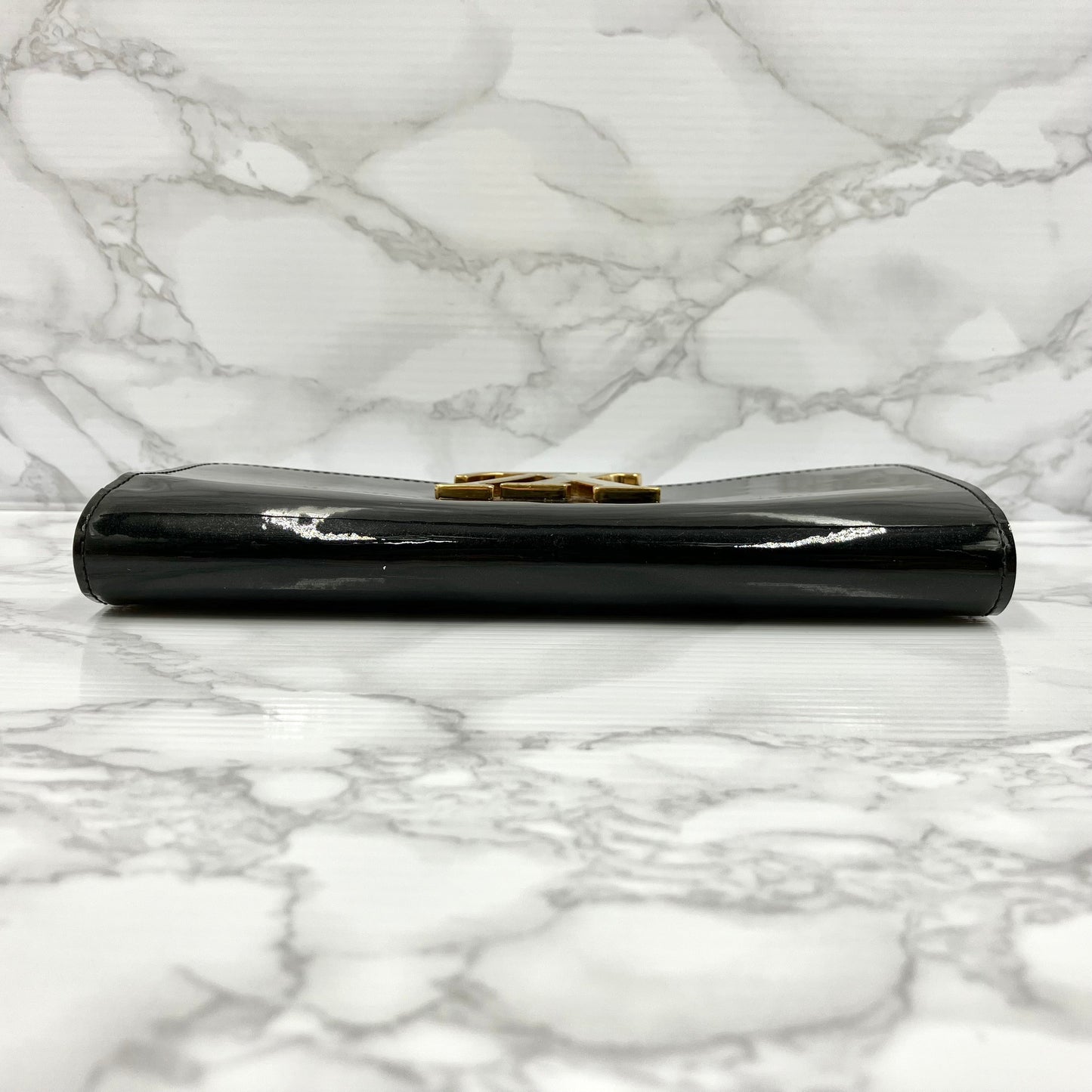 Louis Vuitton  Vernis Louise Long wallet