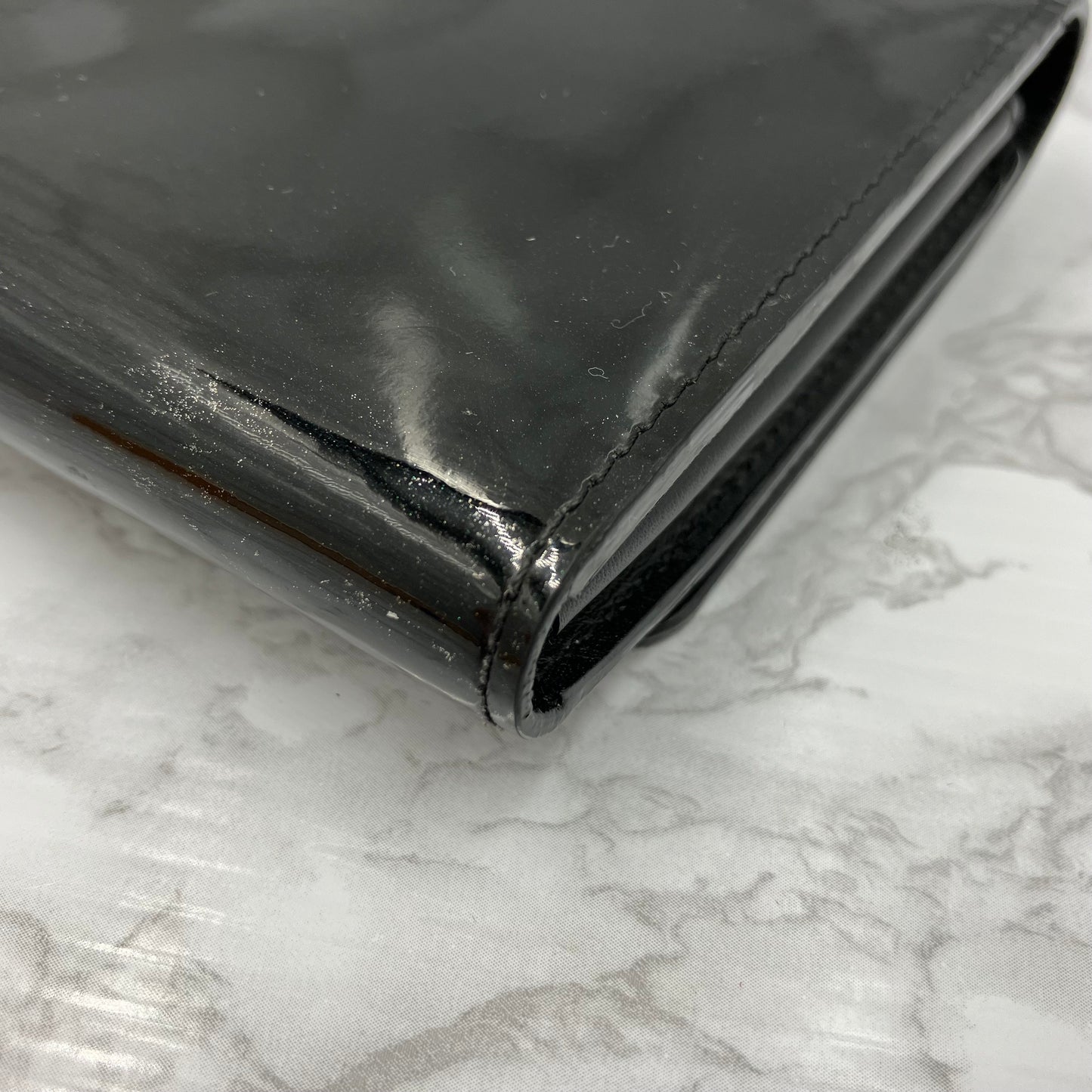 Louis Vuitton  Vernis Louise Long wallet
