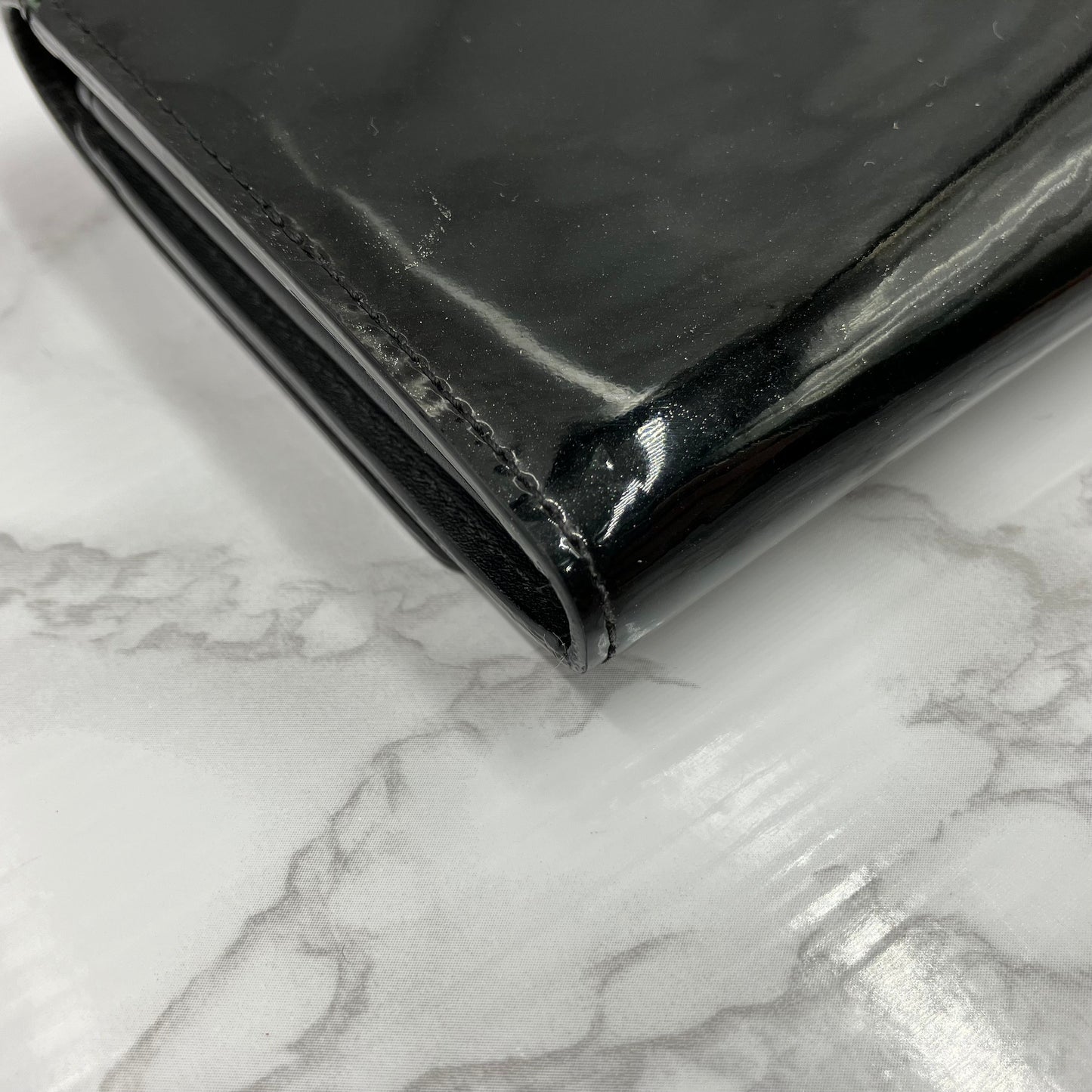 Louis Vuitton  Vernis Louise Long wallet