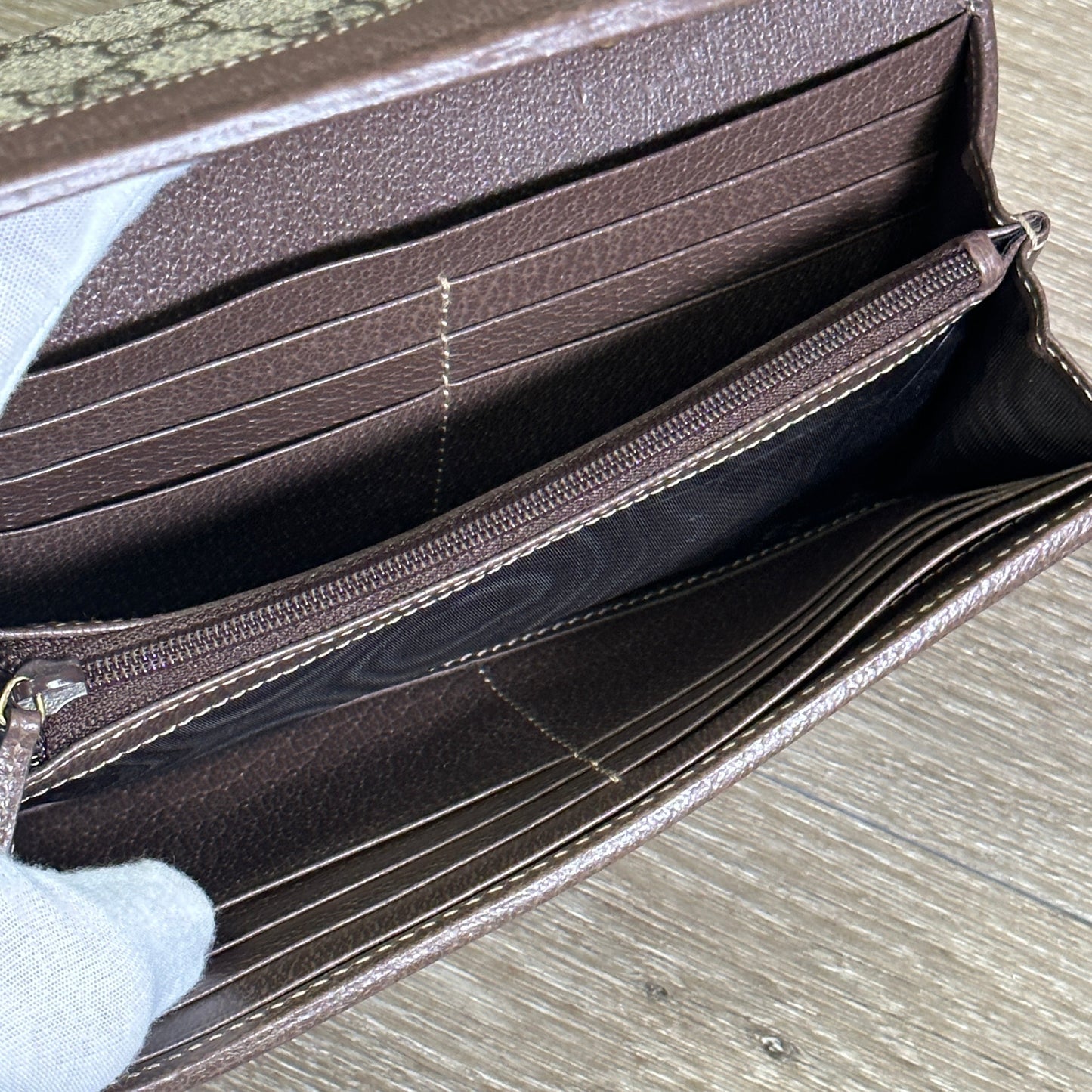 Gucci Ophidia GG Chain Wallet