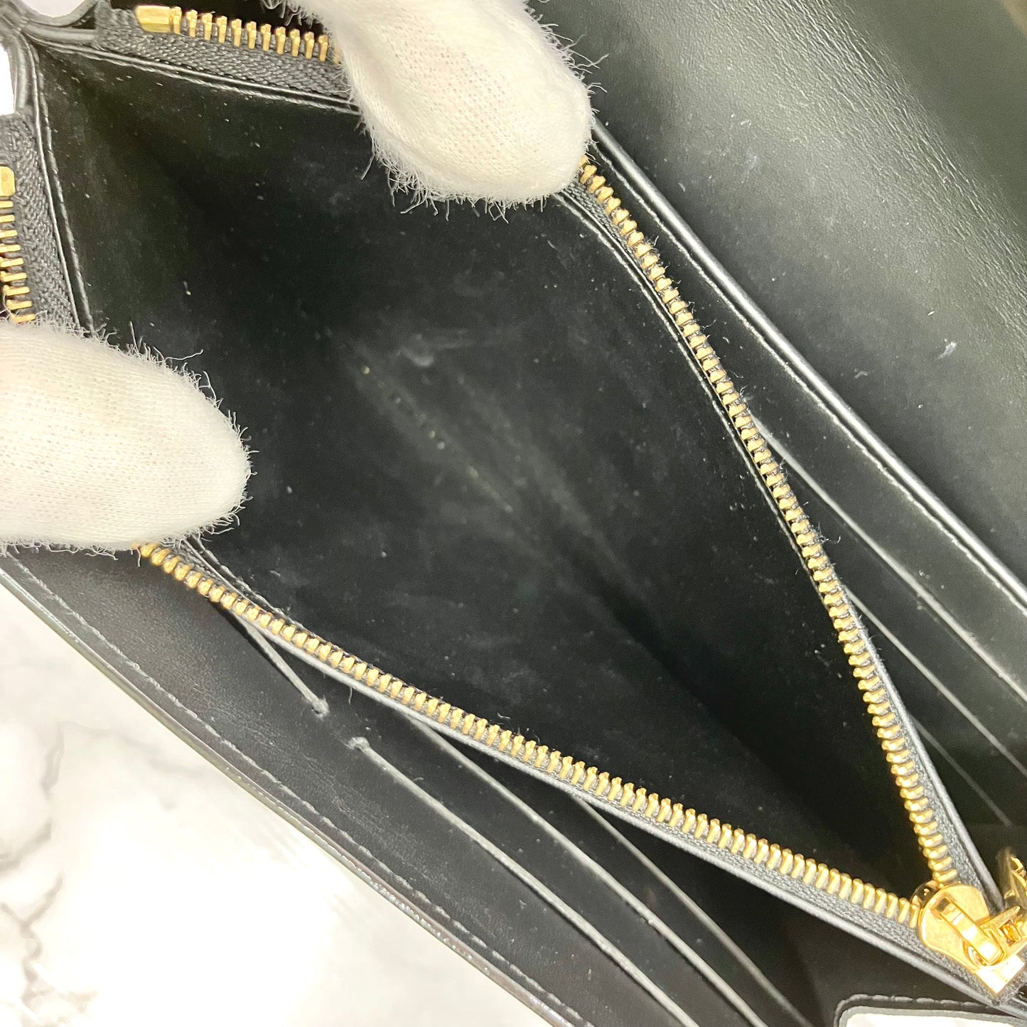 Louis Vuitton  Vernis Louise Long wallet