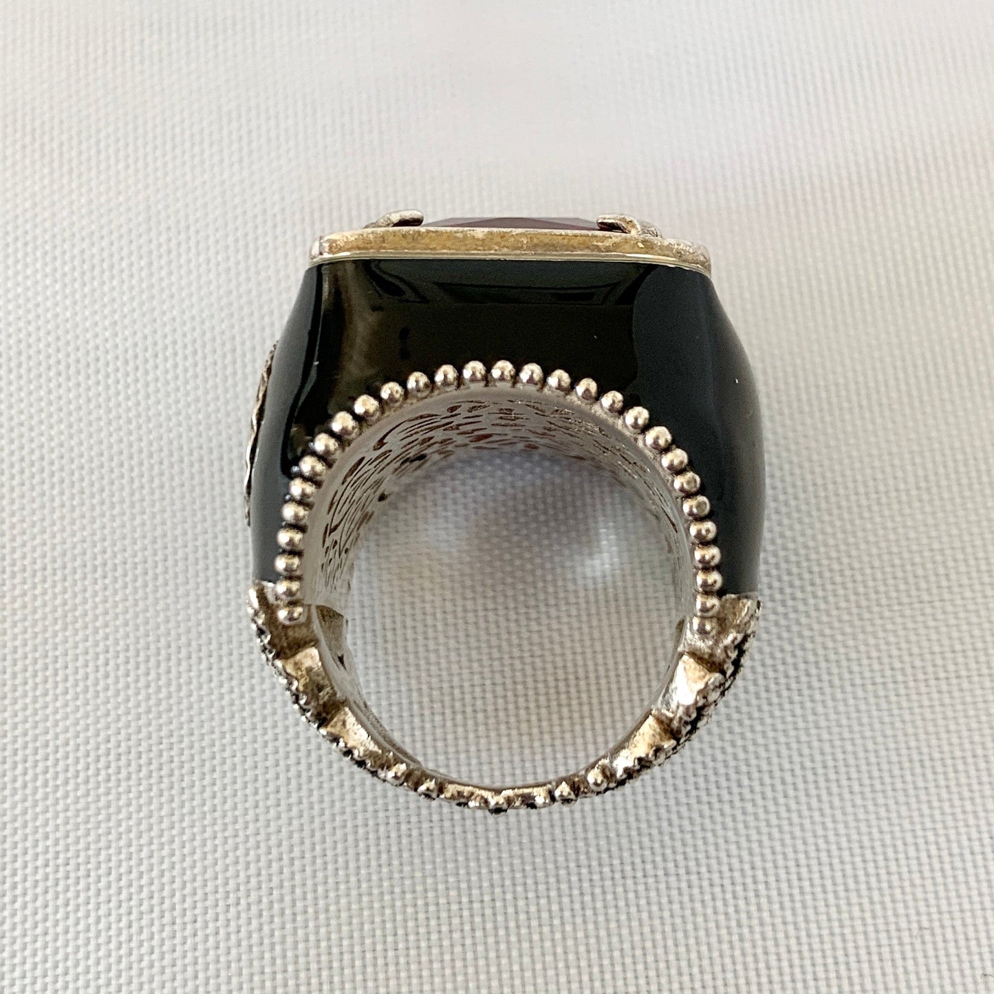 Gucci GG Crystal-embellished Signet Ring in Red
