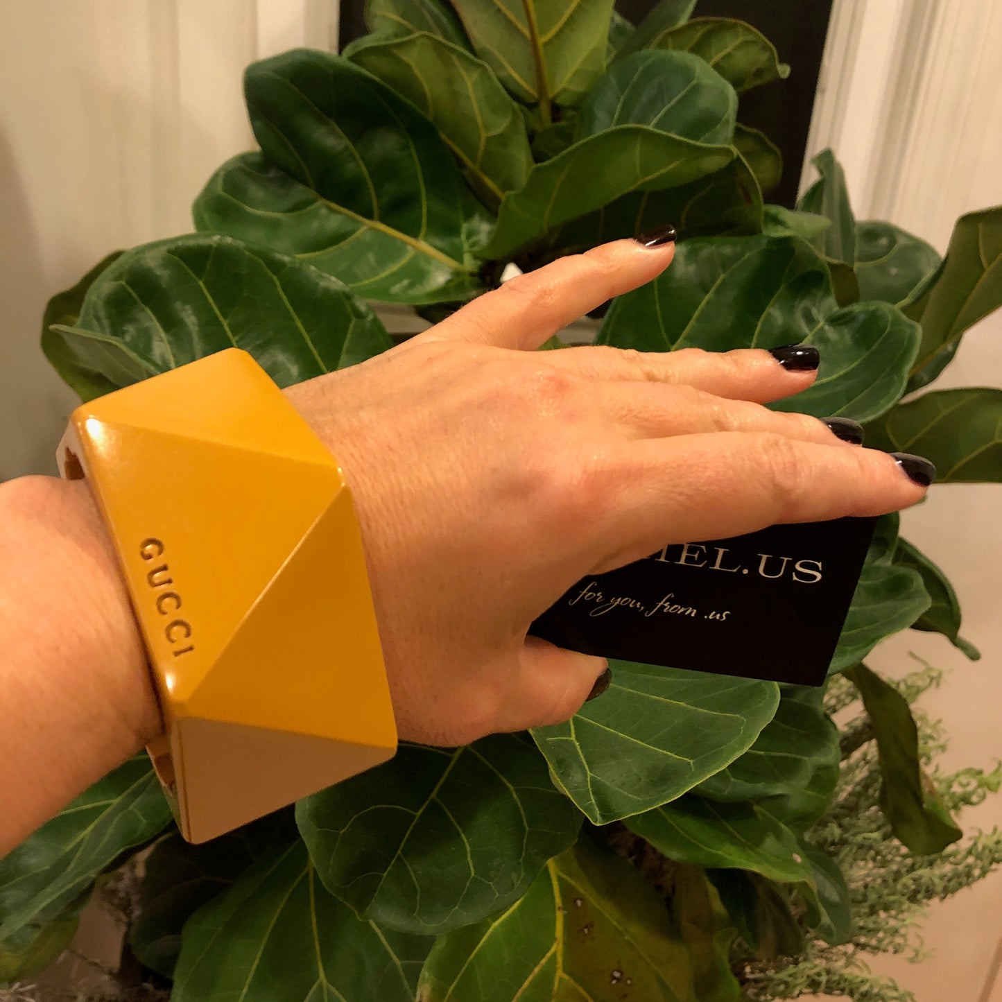 Gucci Hexagon Resin Bracelet In Yellow