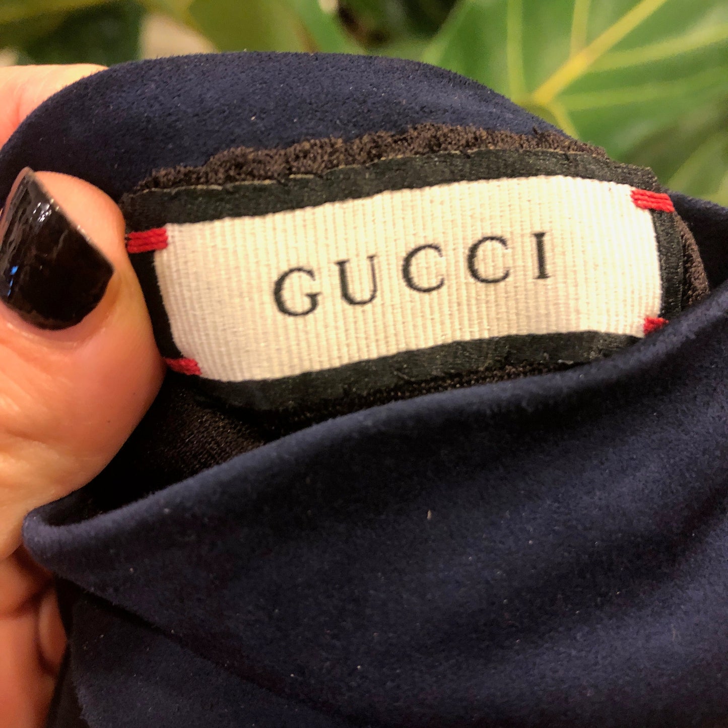Gucci GG Suede and Leather Gloves in Viola