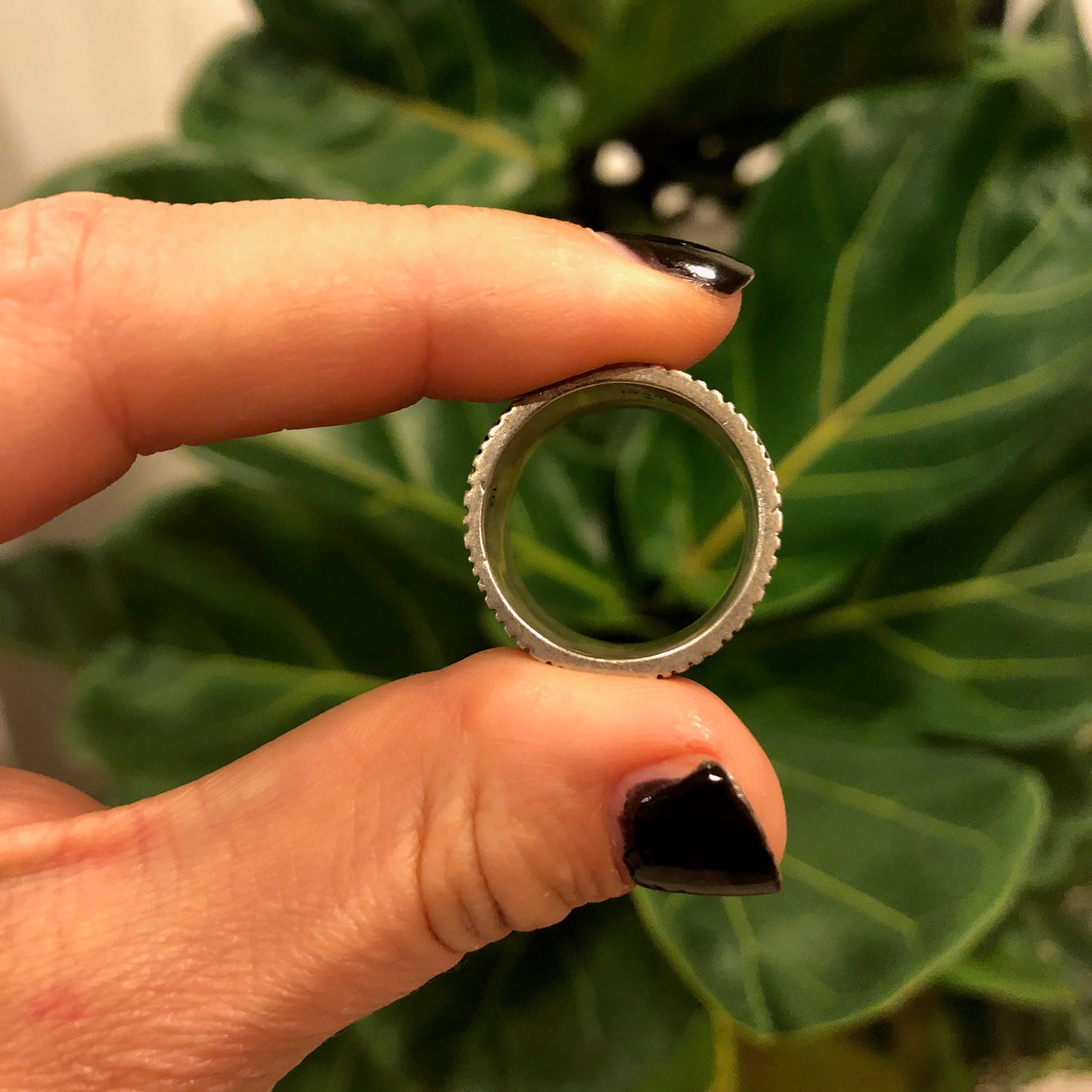 Gucci Double G Sterling Silver Leaf Motif Ring