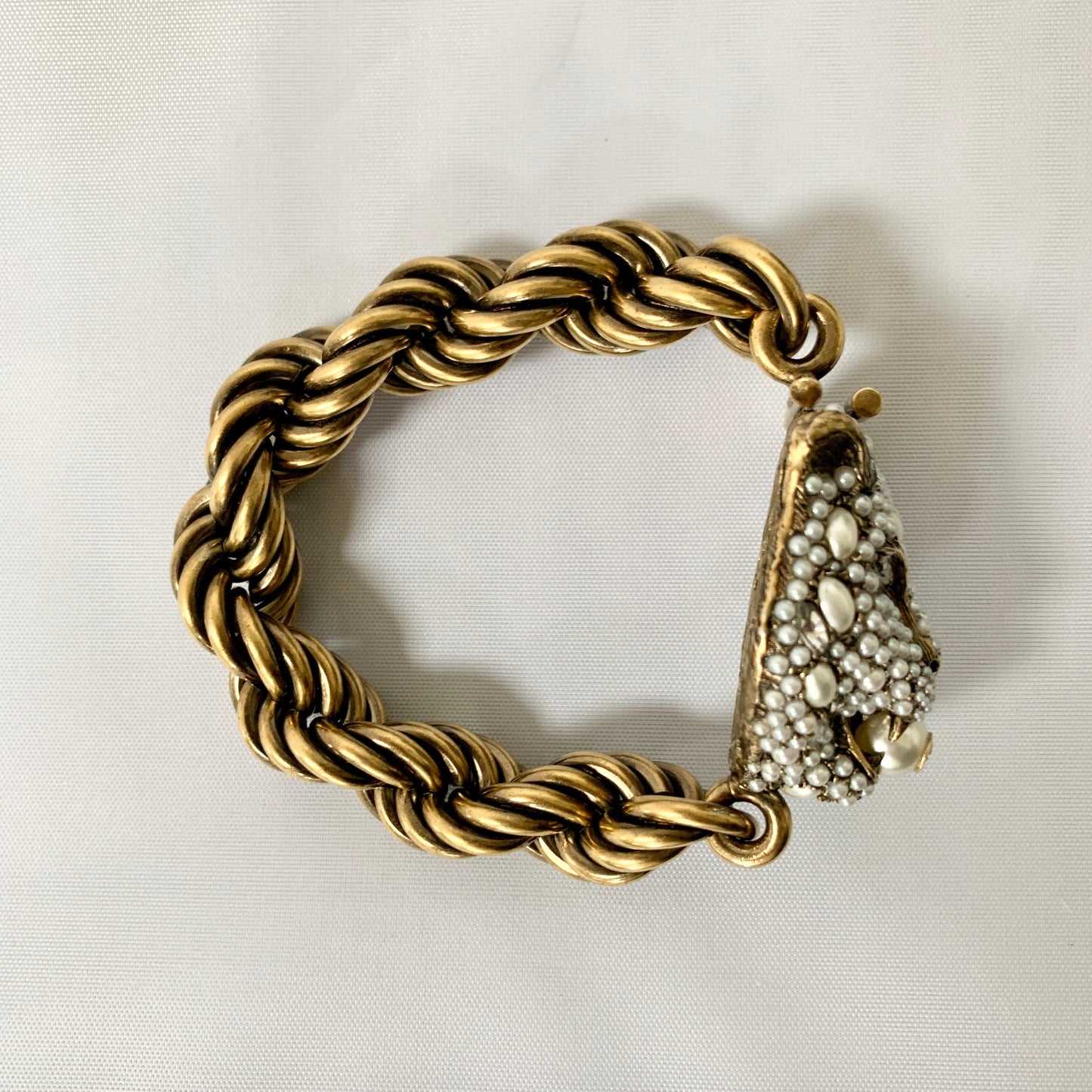 Gucci Chunky Feline Head Bracelet with Crystals in Gold