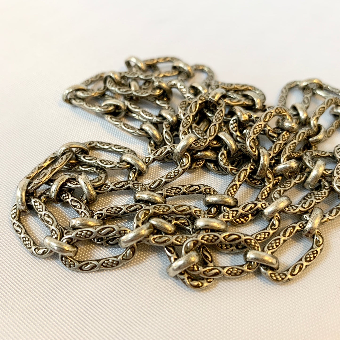 Gucci Marmont Double G Flower Necklace in Blue and Silver