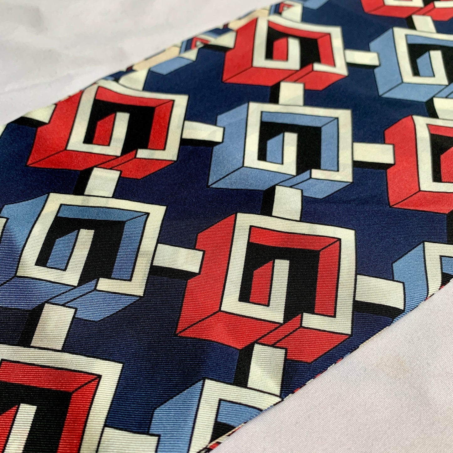 Gucci Silk Geometric G Print Neck Scarf in Cream and Slate Blue