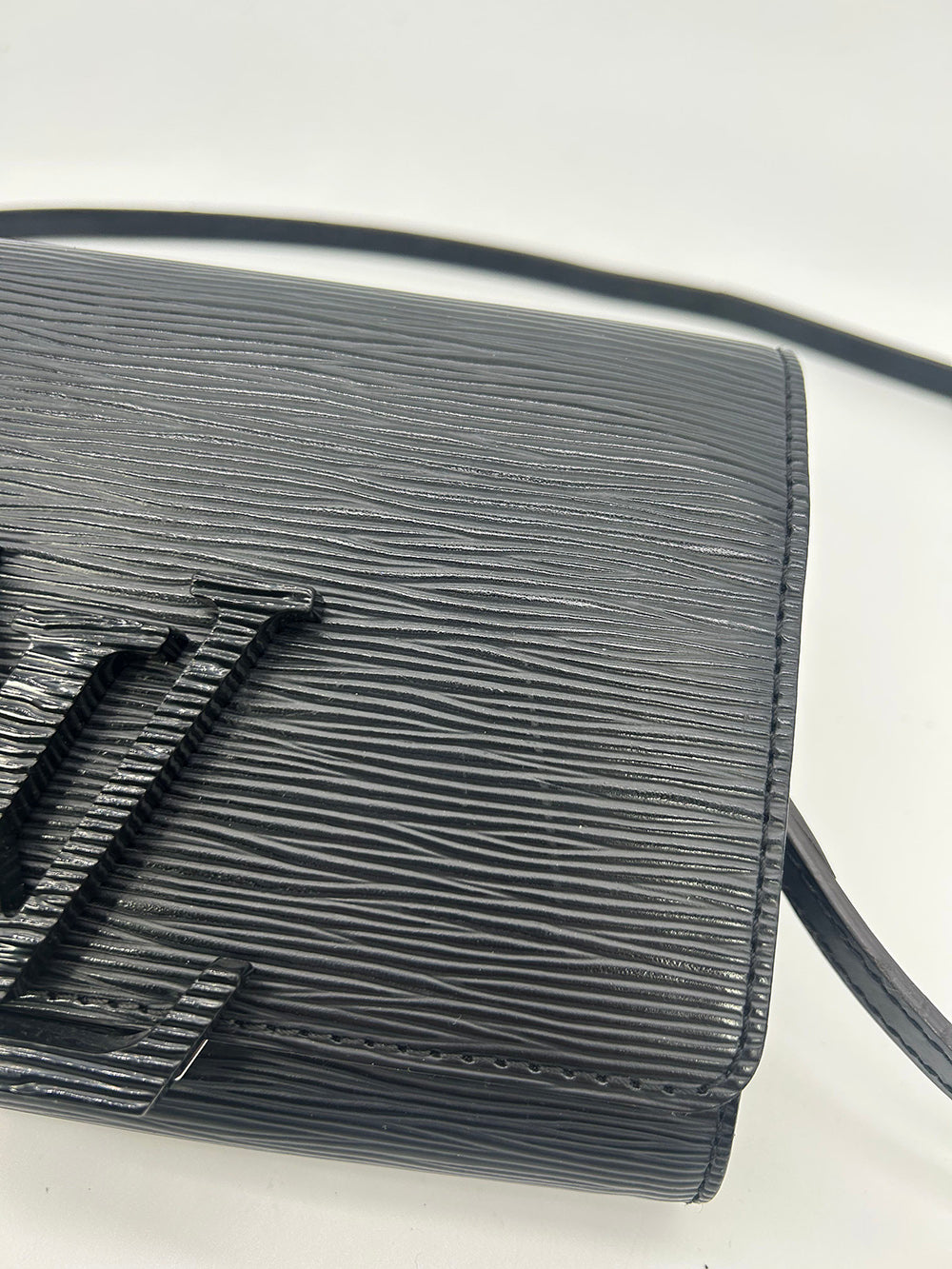 Louis Vuitton Black Epi Louise Strap PM Bag