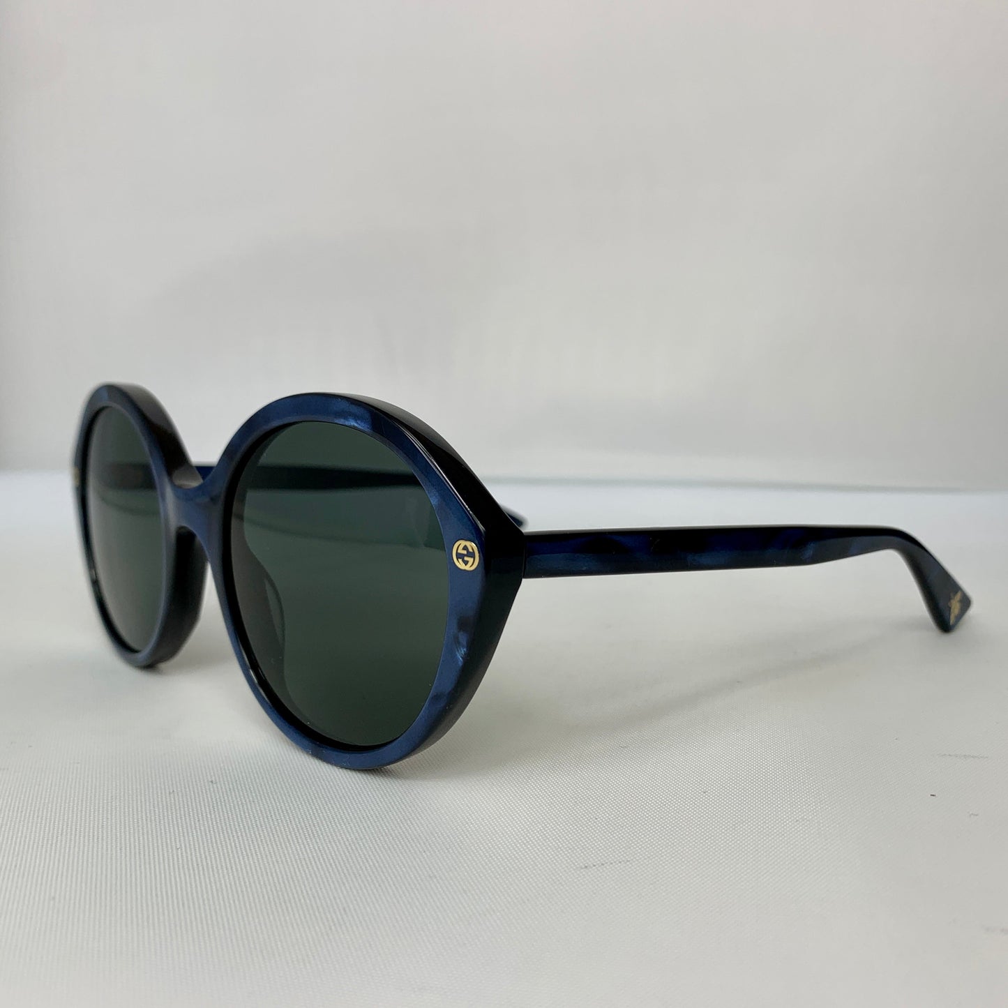 Gucci Round Frame Acetate Sunglasses in Blue