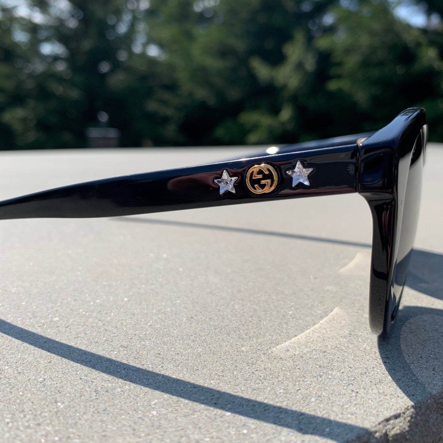 Gucci Round Frame GG Star Sunglasses in Red