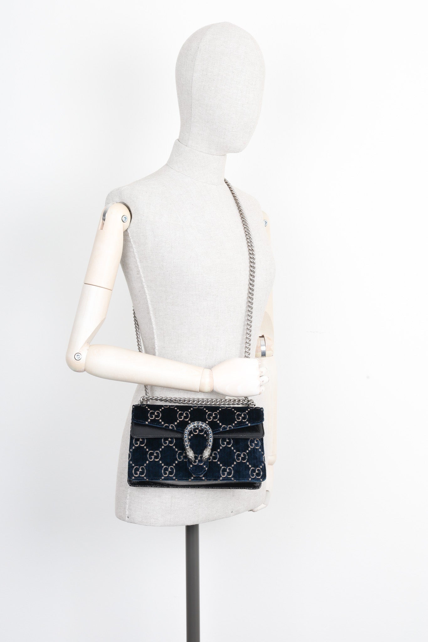GUCCI Small Dionysus Bag Velvet Blue