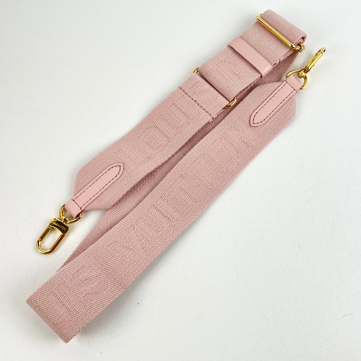 Louis Vuitton Coussin PM Rose Pink