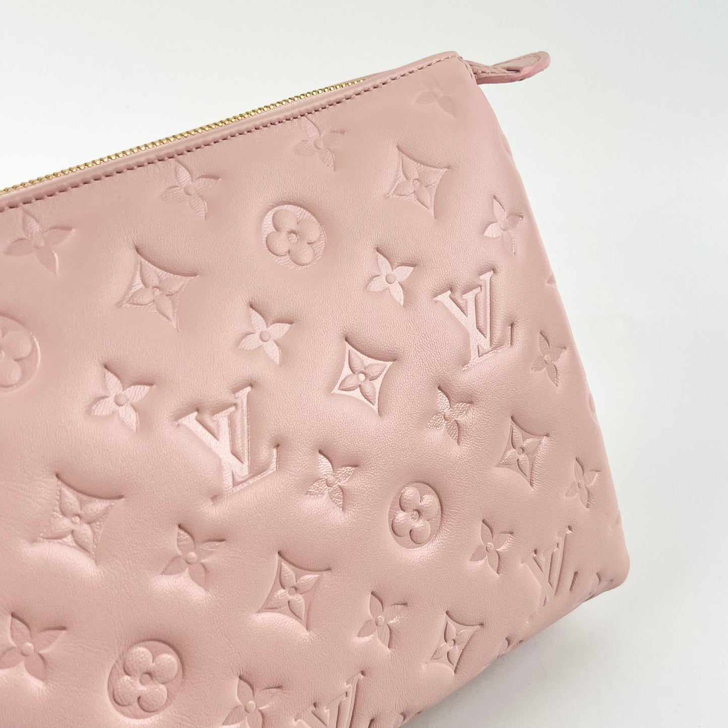 Louis Vuitton Coussin PM Rose Pink