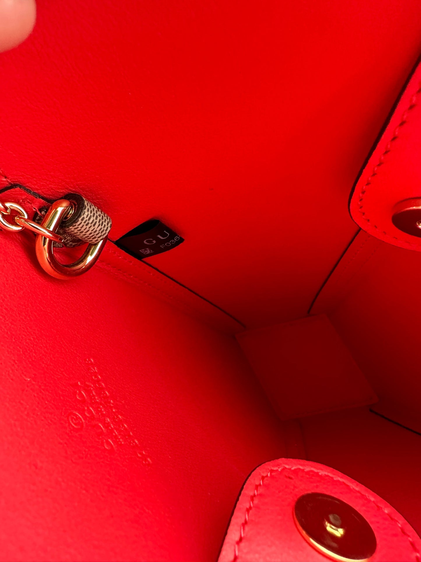 Gucci Valentine's Day Small Heart Bag