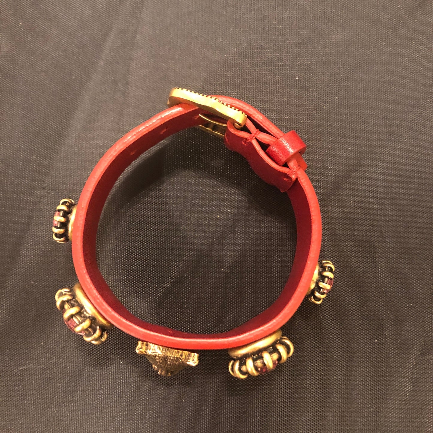 Gucci Crystal Feline Head Leather Bracelet in Red