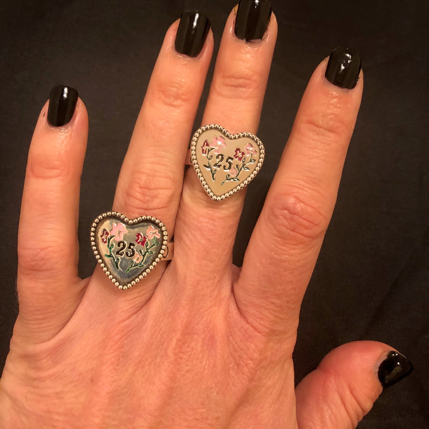 Gucci Enamel Heart Ring in Silver