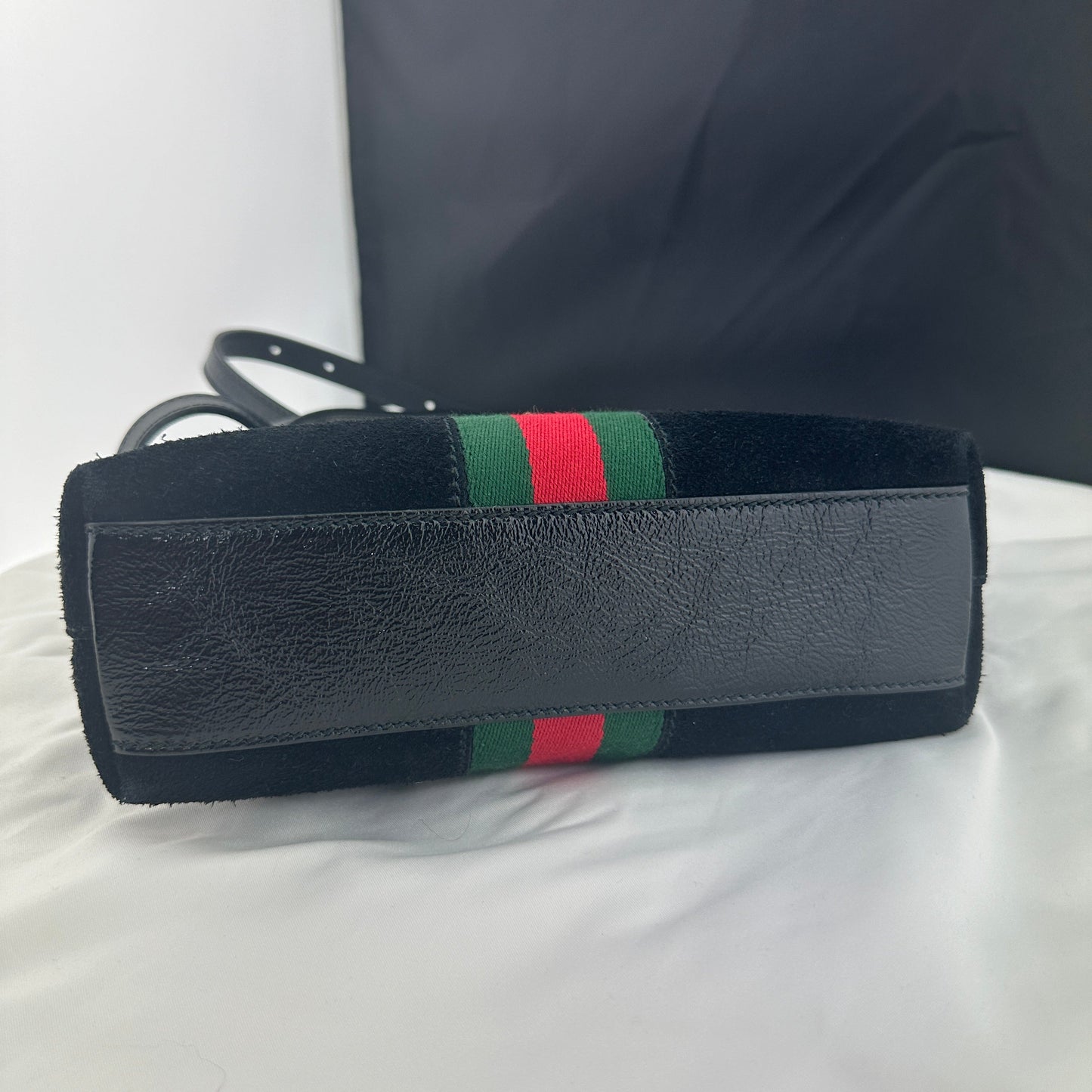 Gucci Ophidia GG Small Suede Shoulder Bag in Black