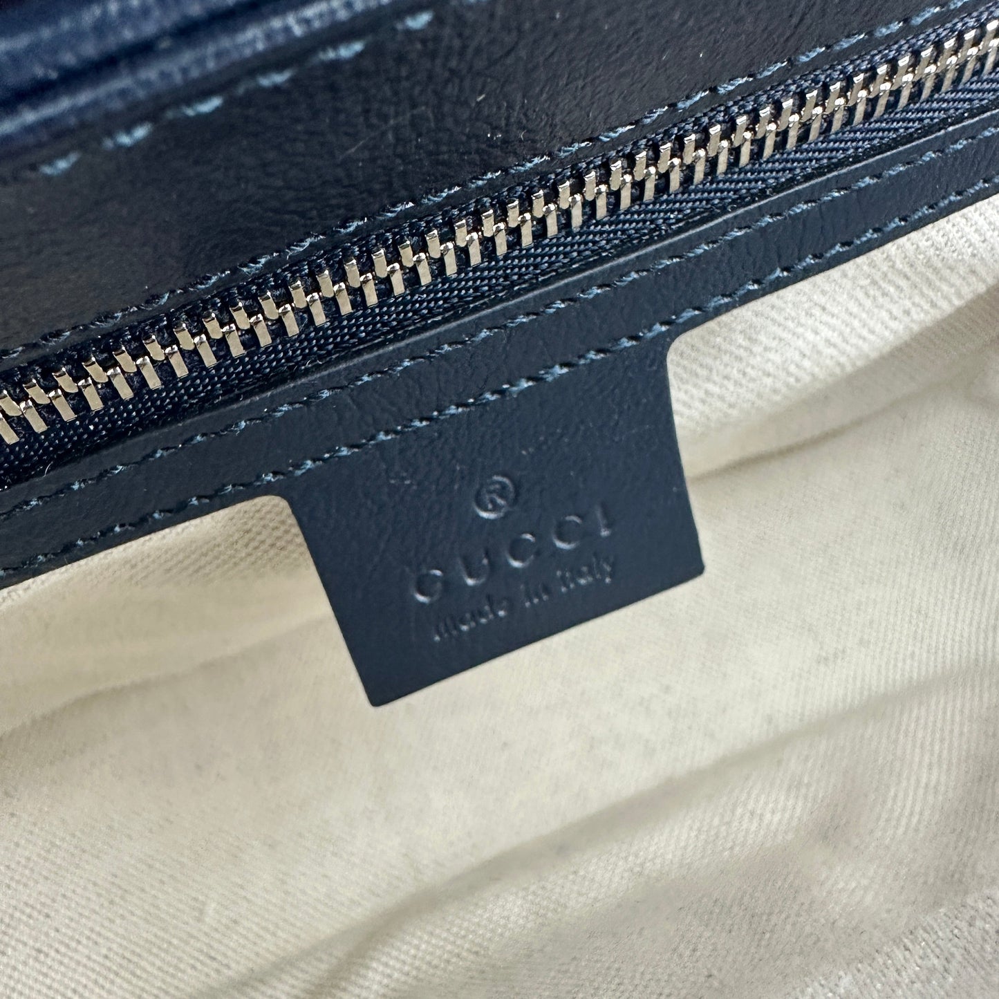 Gucci GG Marmont Shoulder Bag in Pink with Real ation Certificate