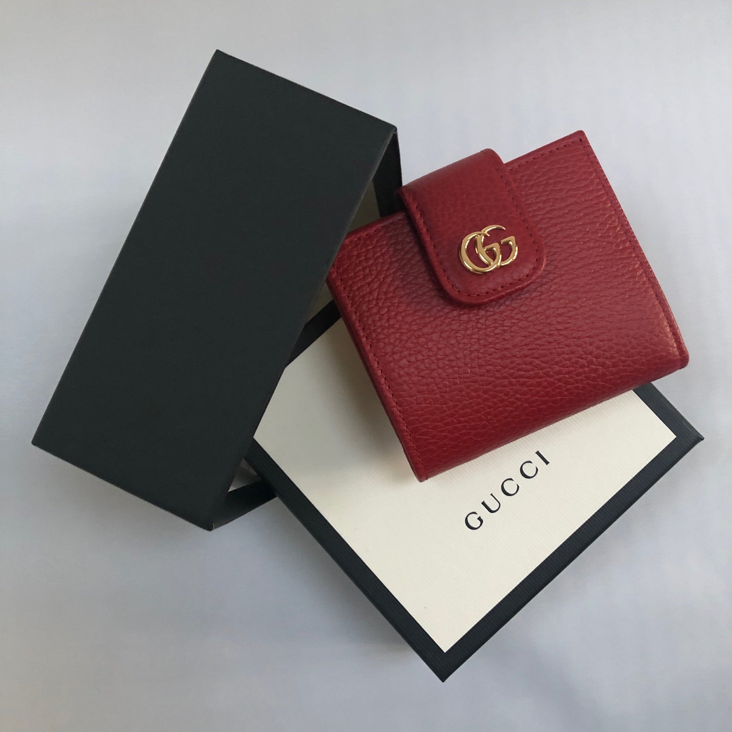 Gucci GG French Wallet in Red