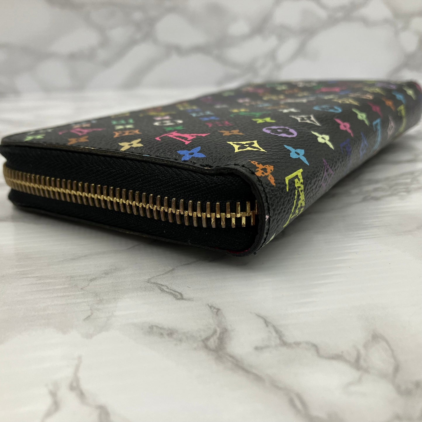 Louis Vuitton  Multicolor Zippy