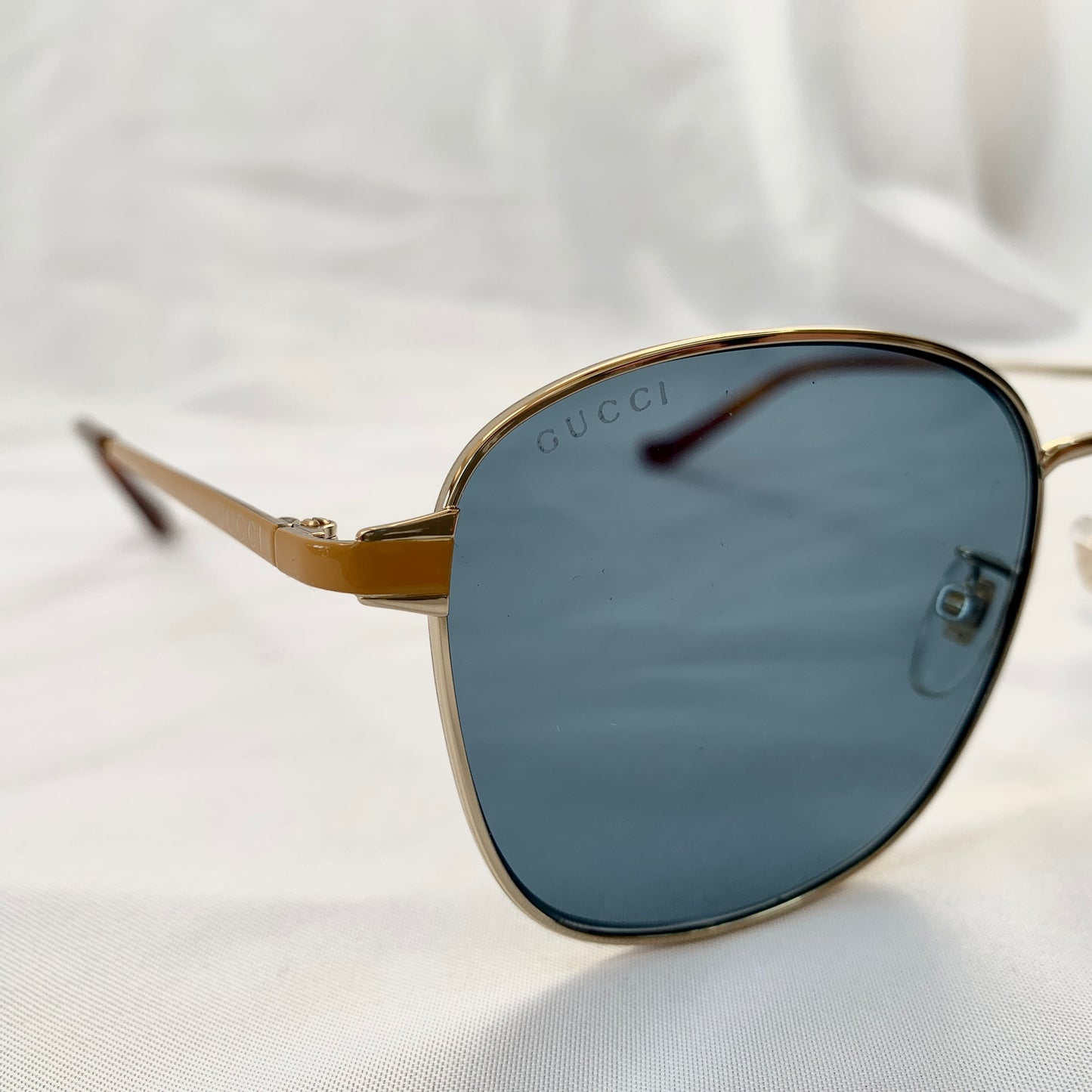 Gucci Acetate Metal Sunglasses with Logo in Orange