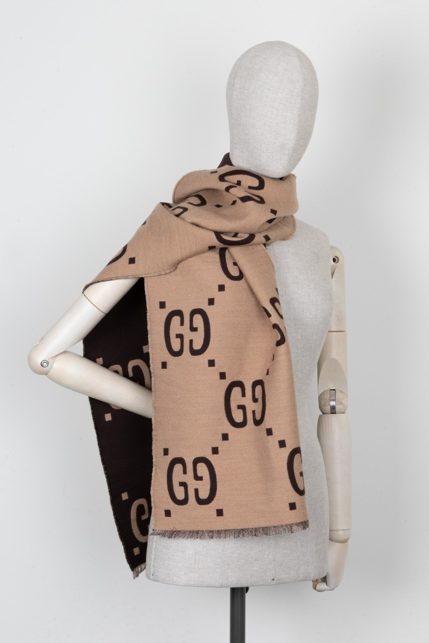GUCCI Giant GG Reversible Scarf Brown Wool