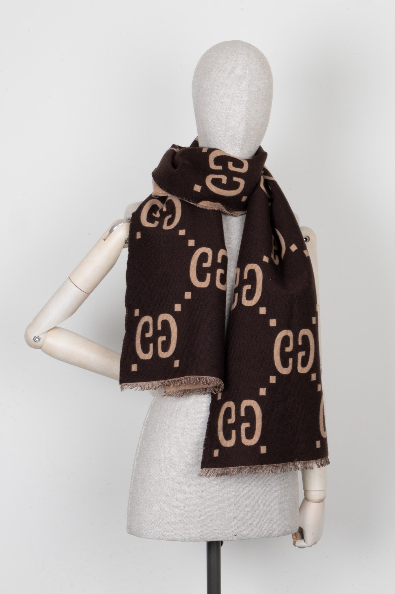 GUCCI Giant GG Reversible Scarf Brown Wool