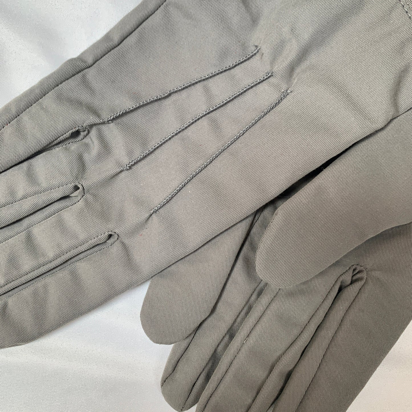 Gucci Washed Gabardine Long Button Gloves in Gray