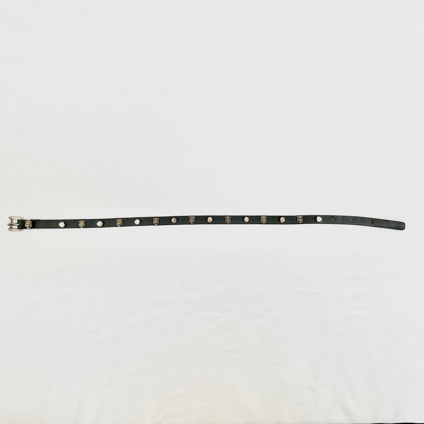 Gucci Studded Feline Head Leather Wrap Bracelet in Black